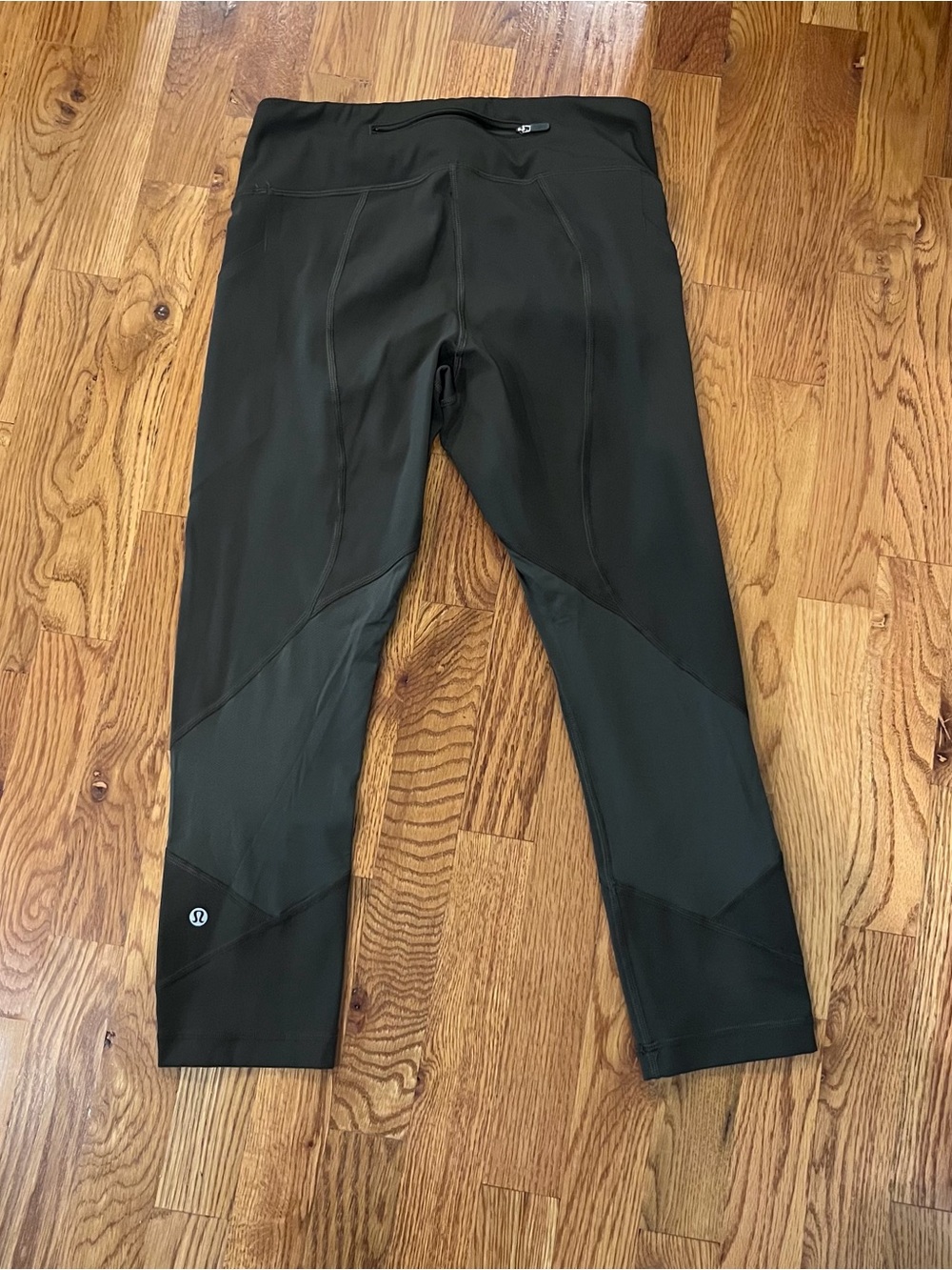 lululemon athletica Green Size 6 Leggings - Picture 2 of 6